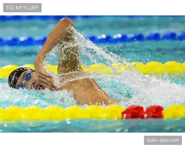 洛赫特200米混合泳再创佳绩，续写泳坛传奇