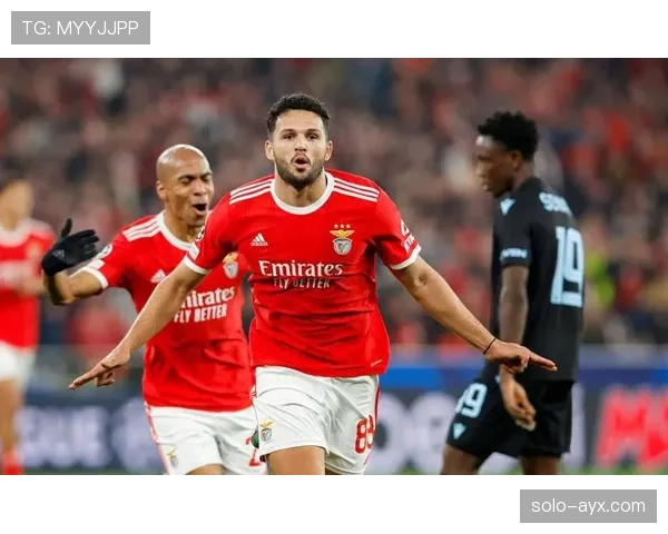 本菲卡攻防兼备力克强敌，稳居联赛榜首