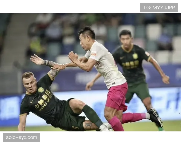 拉科中场组织力强劲，助球队稳居积分榜前列表现亮眼