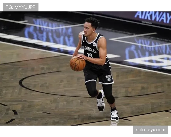 凯泽防守表现亮眼，状态回暖成球队逆风翻盘关键