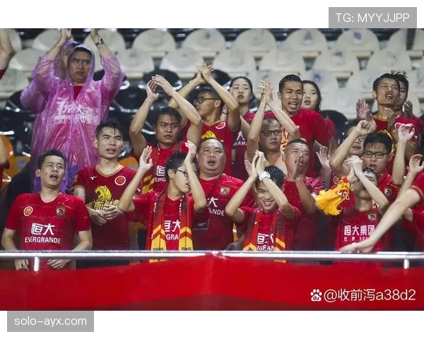 费内巴切中路渗透战术显效，球队持续提升状态迎来关键胜利