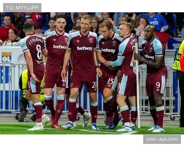 英超赛季引援动向:各队补强策略与竞争力分析 英超赛季引援动向:各队补强策略与竞争力分析