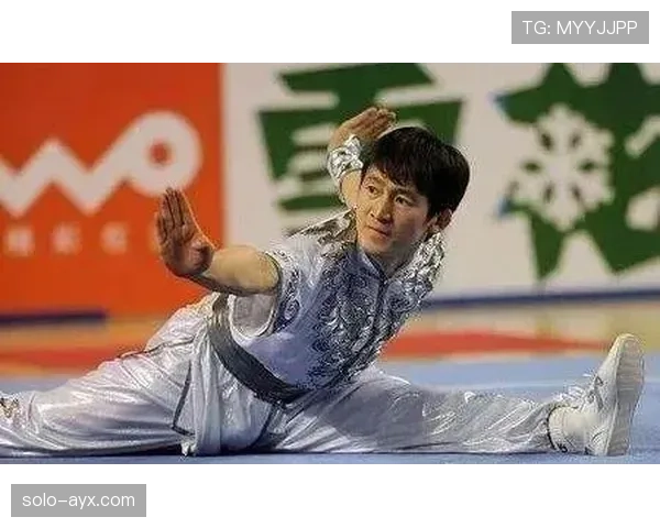 瑞安·洛赫特训练完直接去夜店蹦到凌晨？这体力是拿金牌练出来的吧